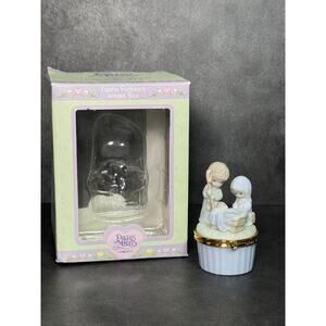Precious Moments Nativity Scene Hinged Trinket Box Enesco 2000